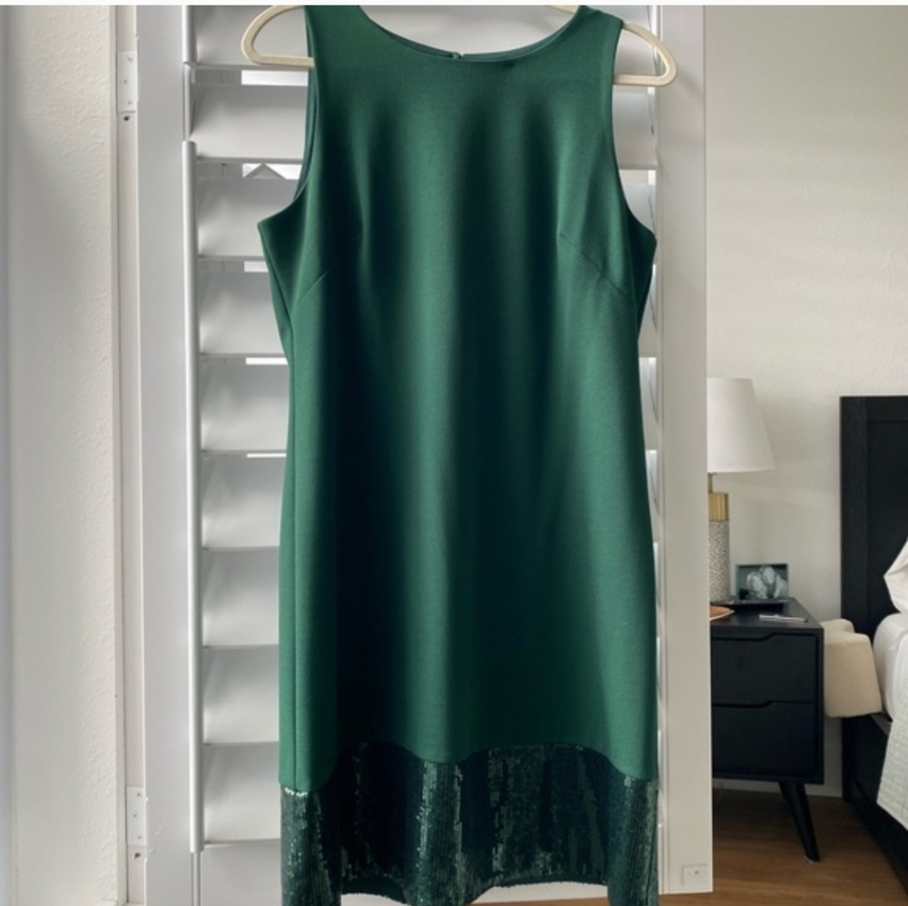 Vince Camuto Green Dress Sequin Hem | Women’s Size 12 Carrie Bradshaw
